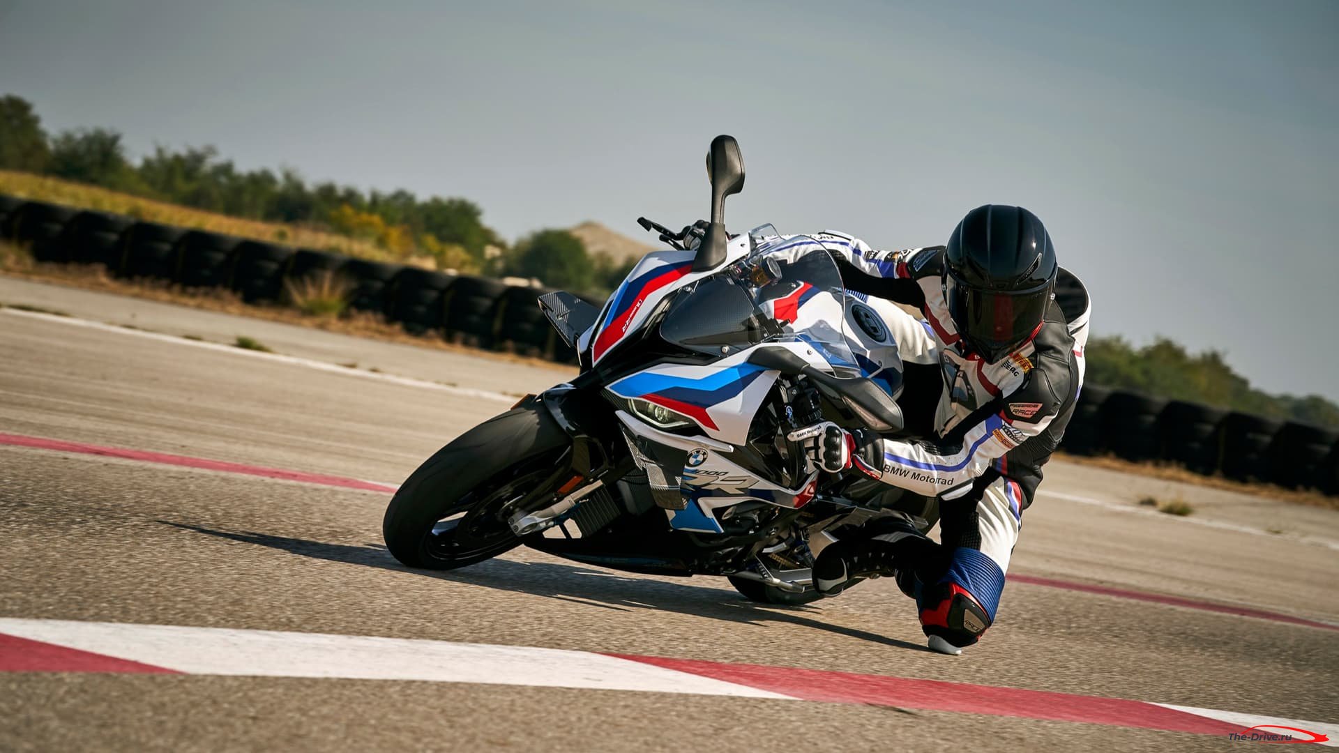 BMW M 1000 RR - первый мотоцикл марки M
